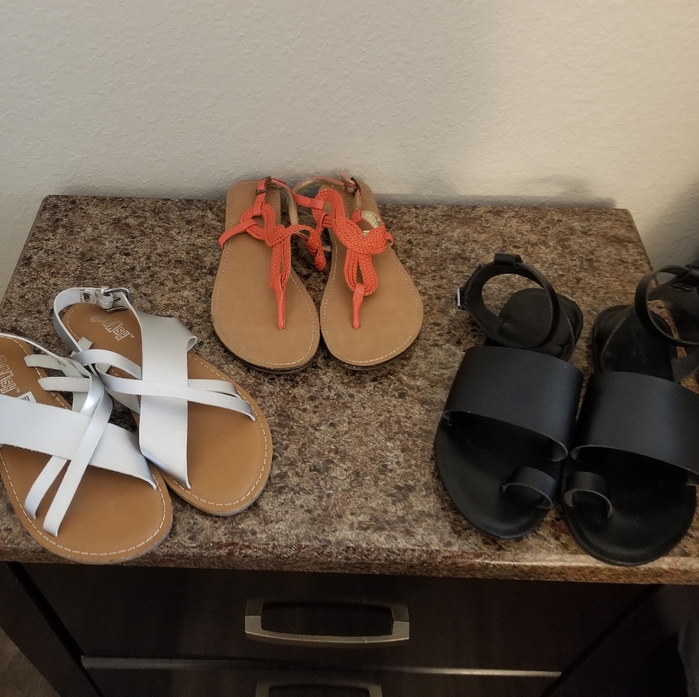 6 PAIRS of Ladies Sandals